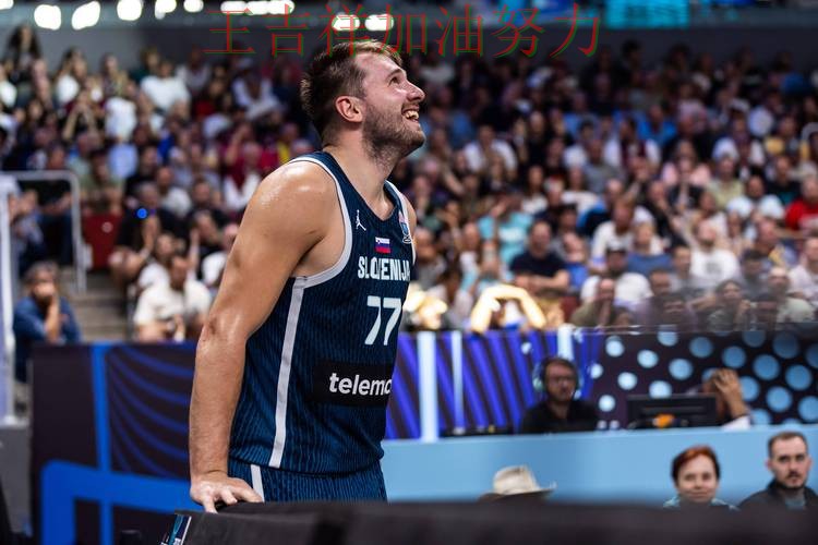 东契奇状态回升引发热议 比赛走势引发热议 东契奇状态回升引发热议 比赛走势引发热议